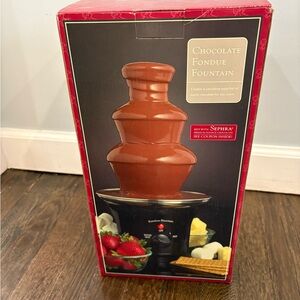 NWT Chocolate Fondue Fountain